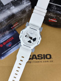 ساعت مچی مردانه کاسیو جیشاک سفید CASIO G-SHOCK GA-2300-8A