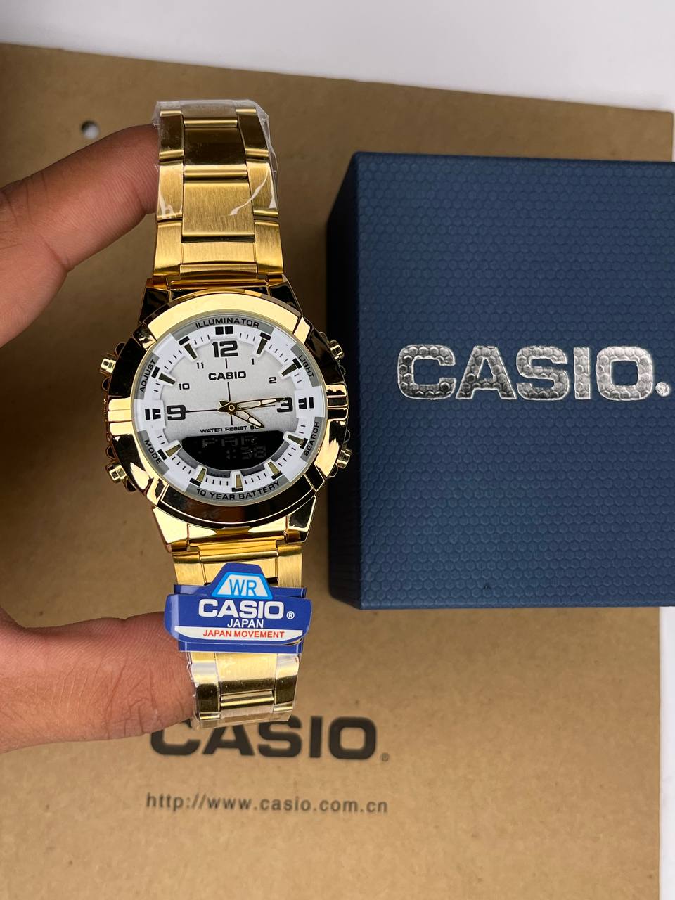 ساعت کاسیو مردانه طلایی صفحه سفید Casio AMW-B880