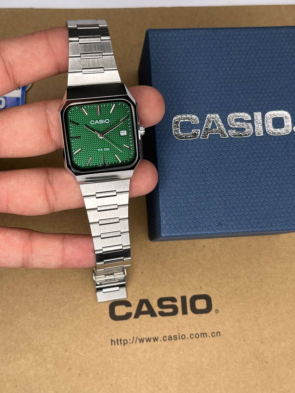 ساعت کاسیو مردانه استیل صفحه سبز Casio AMW-B185